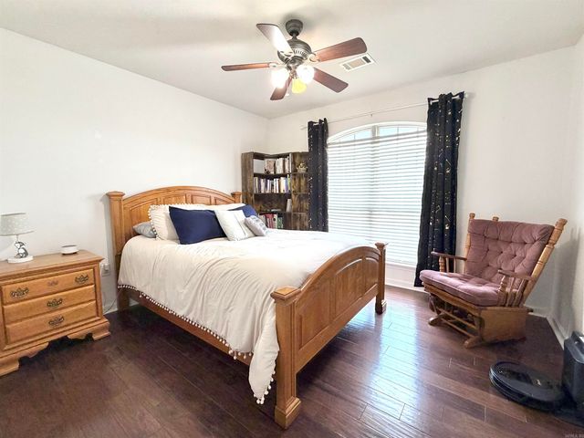63 Rebecca Lane, Searcy, AR 72143