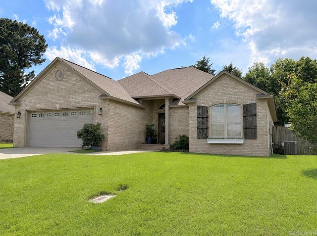 63 Rebecca Lane, Searcy, AR 72143
