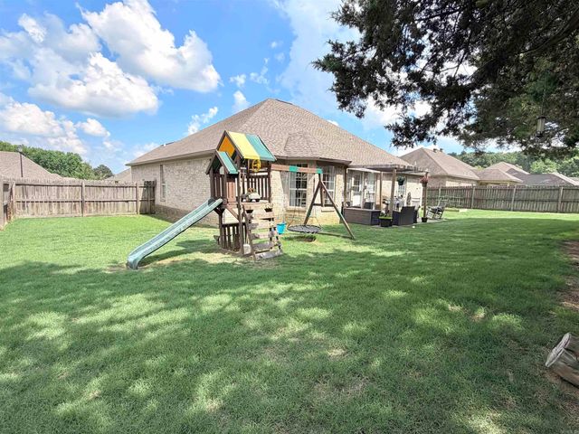 63 Rebecca Lane, Searcy, AR 72143