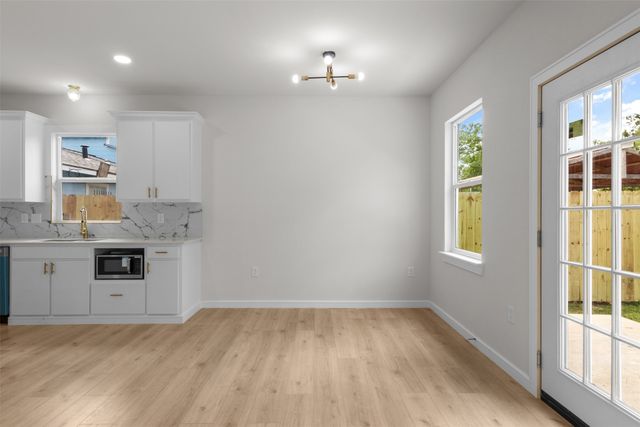 3101 Crenshaw Avenue, Fort Worth, TX 76105