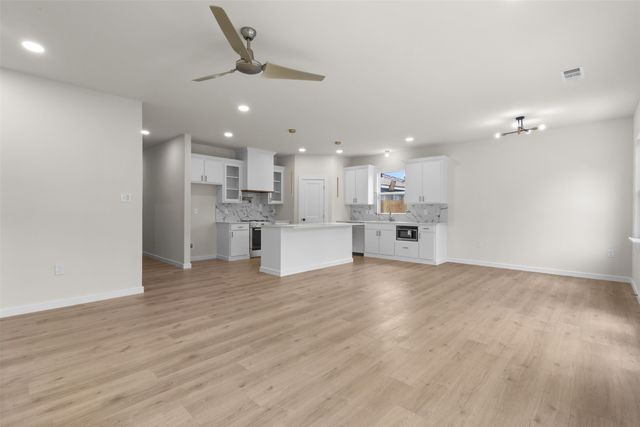 3101 Crenshaw Avenue, Fort Worth, TX 76105