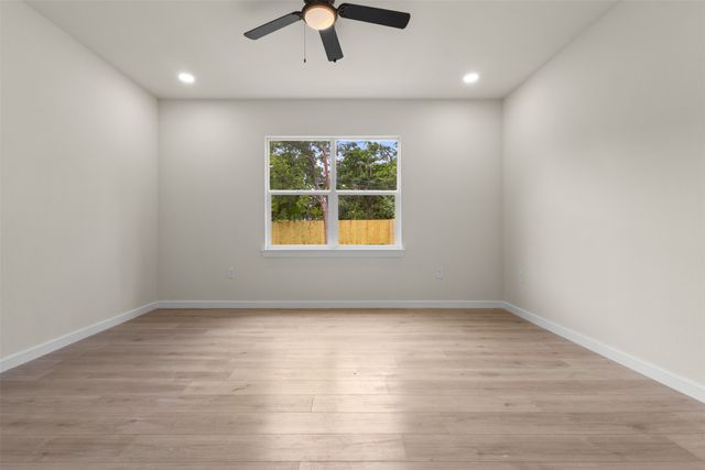 3101 Crenshaw Avenue, Fort Worth, TX 76105