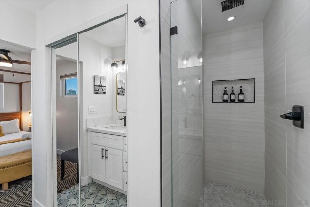 3109 Hawk Str, San Diego, CA 92103