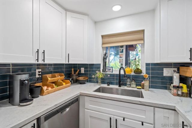 3109 Hawk Str, San Diego, CA 92103