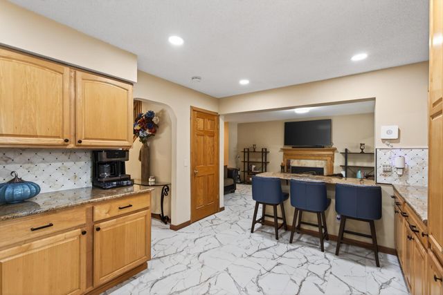 12210 51st Avenue N, Plymouth, MN 55442