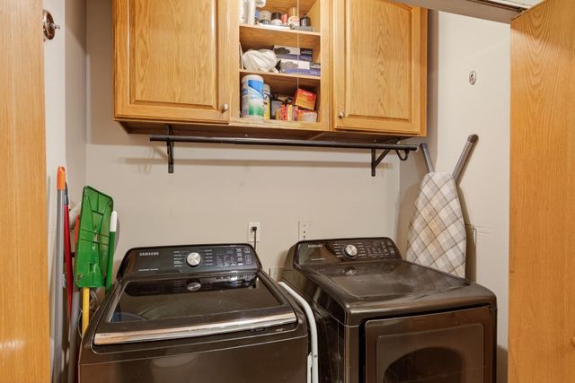 12210 51st Avenue N, Plymouth, MN 55442