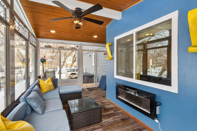 12210 51st Avenue N, Plymouth, MN 55442