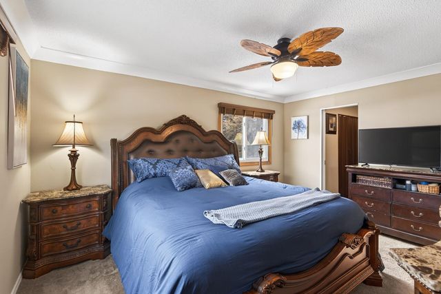 12210 51st Avenue N, Plymouth, MN 55442