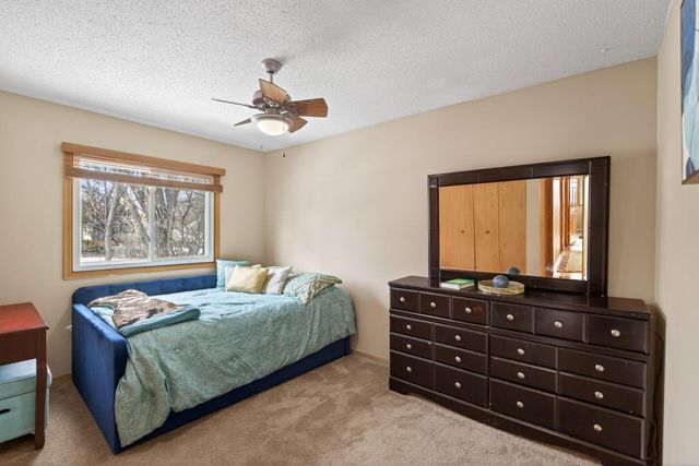 12210 51st Avenue N, Plymouth, MN 55442