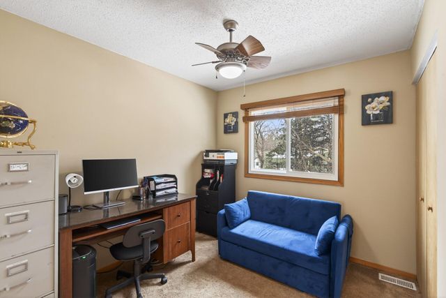 12210 51st Avenue N, Plymouth, MN 55442