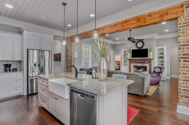 106 Pear Tree Lane, Benton, LA 71006