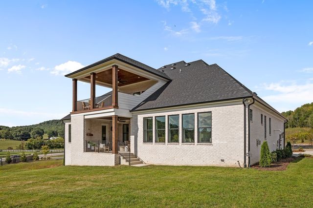 7307 Woodruff Dr, Fairview, TN 37062