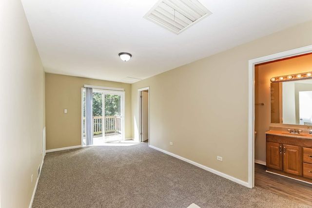 911 Paul Street, Mchenry, IL 60051