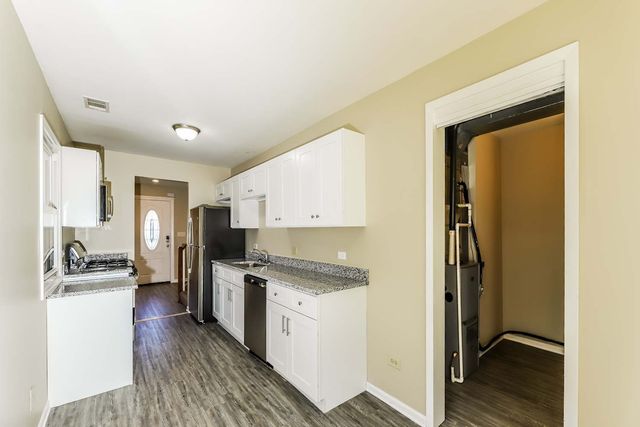 911 Paul Street, Mchenry, IL 60051