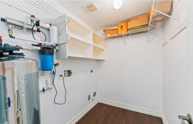 8715 Andante Drive, Houston, TX 77040