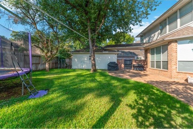 8715 Andante Drive, Houston, TX 77040