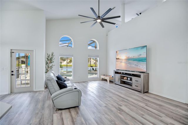 510 HARDWOOD CIRCLE, Orlando, FL 32828