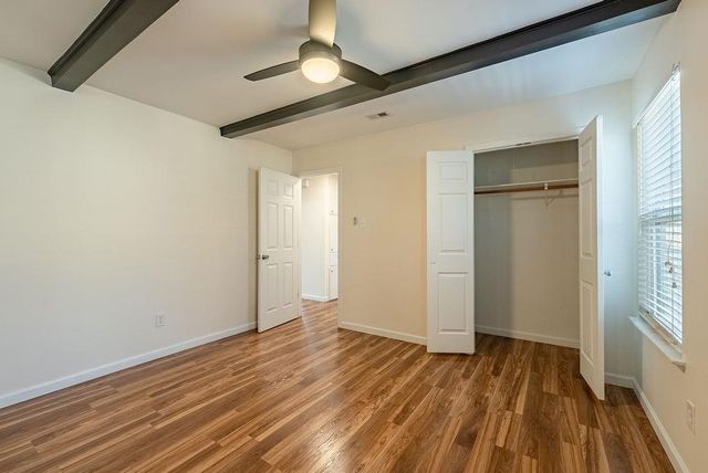 5210 Hedgewood DR, Austin, TX 78745