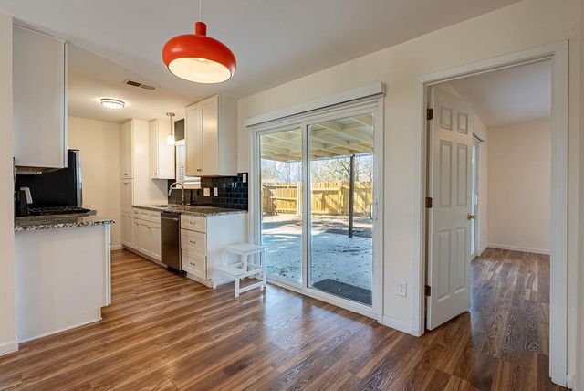 5210 Hedgewood DR, Austin, TX 78745