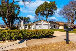 5210 Hedgewood DR, Austin, TX 78745