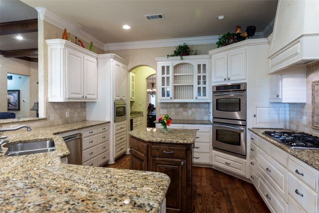 138 Bluff Creek Road, Weatherford, TX 76087