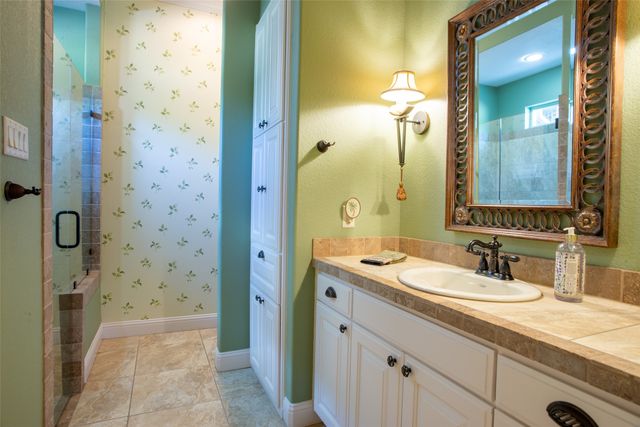 138 Bluff Creek Road, Weatherford, TX 76087