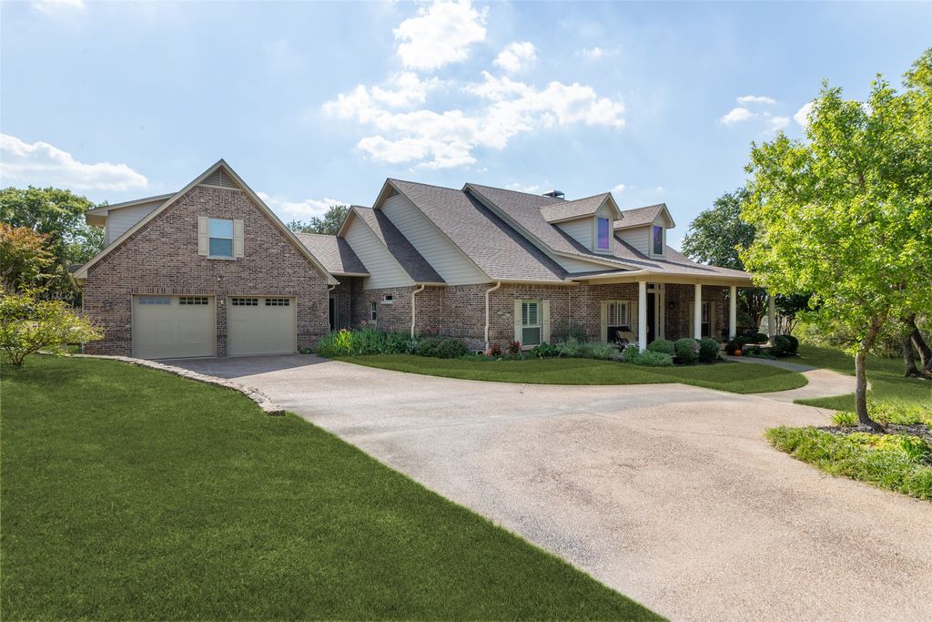 138 Bluff Creek Road, Weatherford, TX 76087