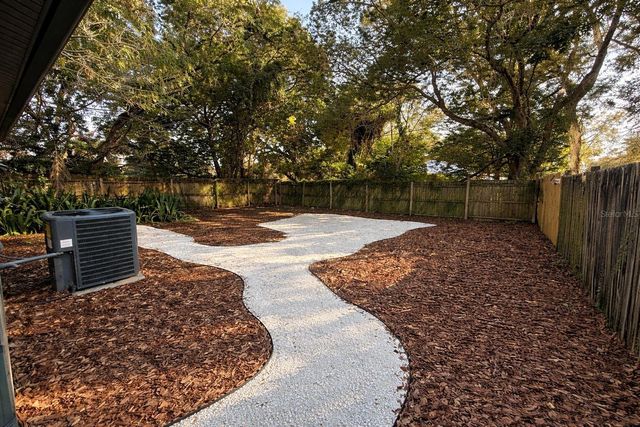 3517 BISHOP EDDIE NEWKIRK WAY, Tampa, FL 33605