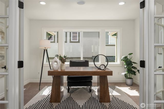 2455 30th Avenue NE, Issaquah, WA 98029