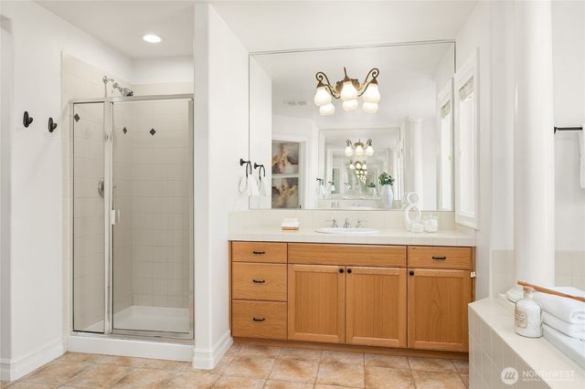 2455 30th Avenue NE, Issaquah, WA 98029
