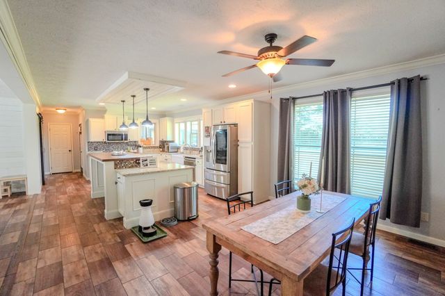 137 Hawkins Rd, Westmoreland, TN 37186