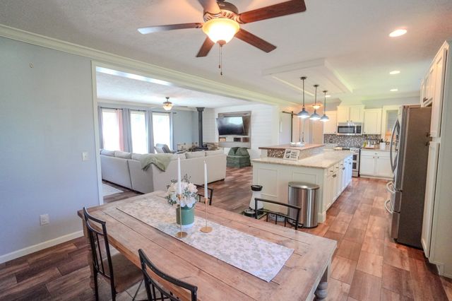 137 Hawkins Rd, Westmoreland, TN 37186