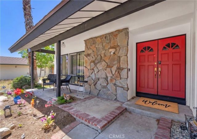 28975 Gladiolus Drive, Canyon Country, CA 91387