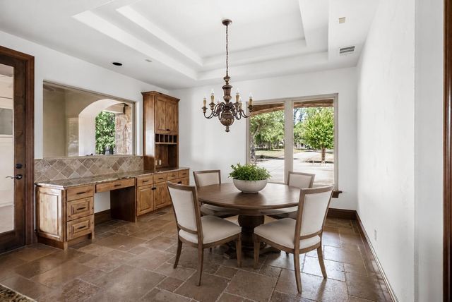 8001 Magnolia Ridge CV, Austin, TX 78738