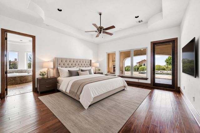 8001 Magnolia Ridge CV, Austin, TX 78738
