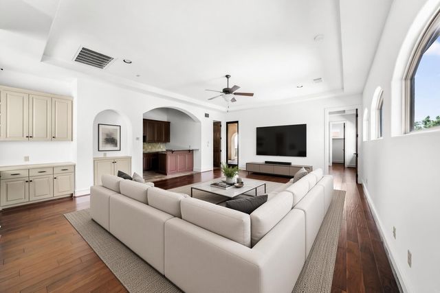 8001 Magnolia Ridge CV, Austin, TX 78738