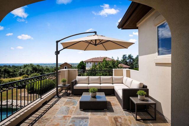 8001 Magnolia Ridge CV, Austin, TX 78738