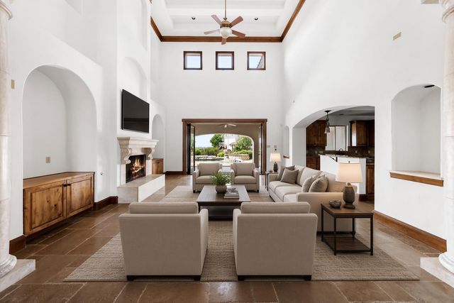 8001 Magnolia Ridge CV, Austin, TX 78738