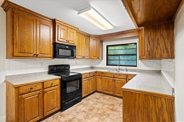 104 Pine St., Sumrall, MS 39482
