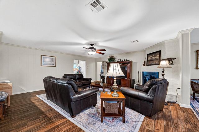 1620 Palomino Lane, Kingwood, TX 77339