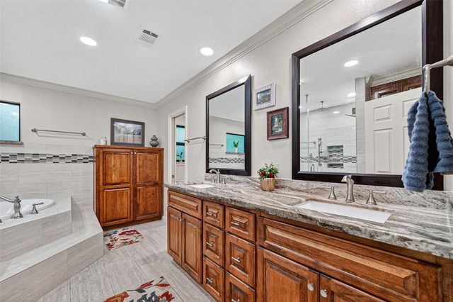 1620 Palomino Lane, Kingwood, TX 77339