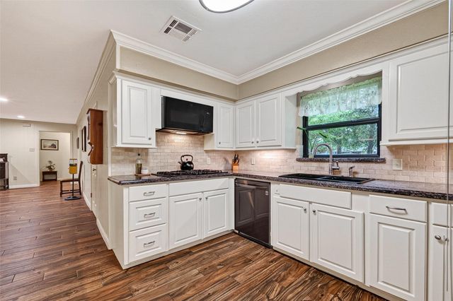 1620 Palomino Lane, Kingwood, TX 77339
