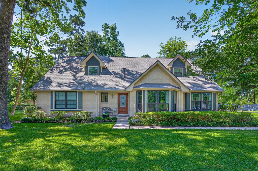 1620 Palomino Lane, Kingwood, TX 77339