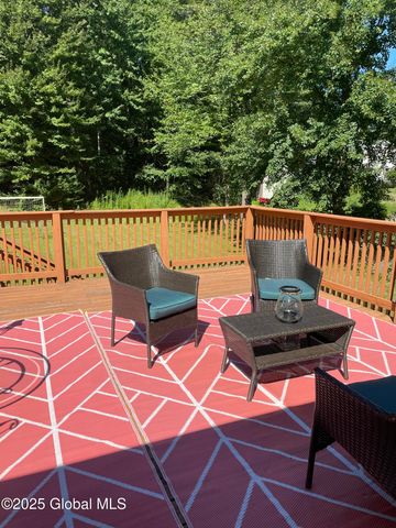 14 Bayberry Drive, Halfmoon, NY 12065