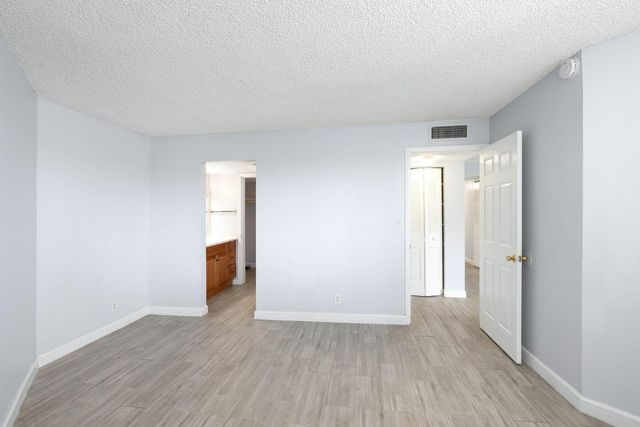 1750 N Congress Avenue 411, West Palm Beach, FL 33401