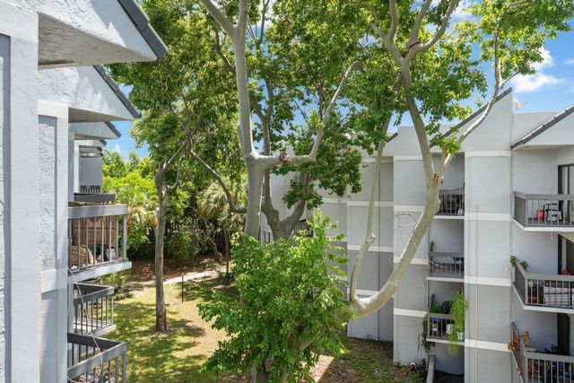 1750 N Congress Avenue 411, West Palm Beach, FL 33401