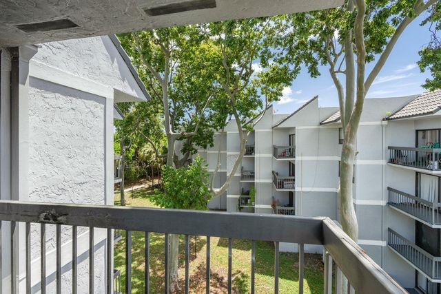 1750 N Congress Avenue 411, West Palm Beach, FL 33401