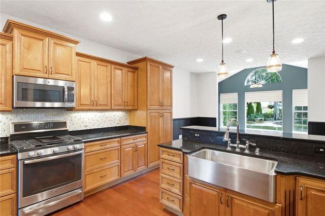 2504 Bexley Hill Place, Beavercreek Twp, OH 45385