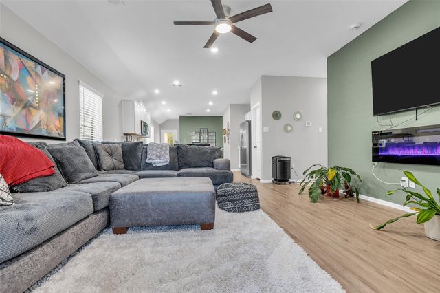 24039 Priano Forest Drive, New Caney, TX 77357