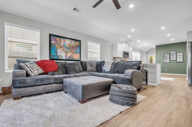 24039 Priano Forest Drive, New Caney, TX 77357